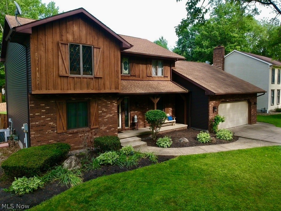 220 Fox Run Cortland OH 44410