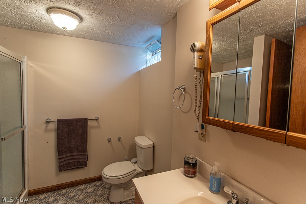 220 Fox Run Cortland OH 44410