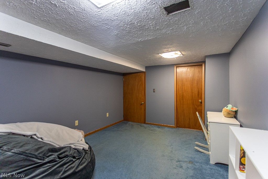 220 Fox Run Cortland OH 44410