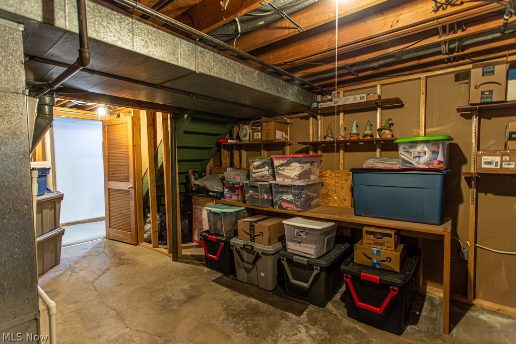 220 Fox Run Cortland OH 44410