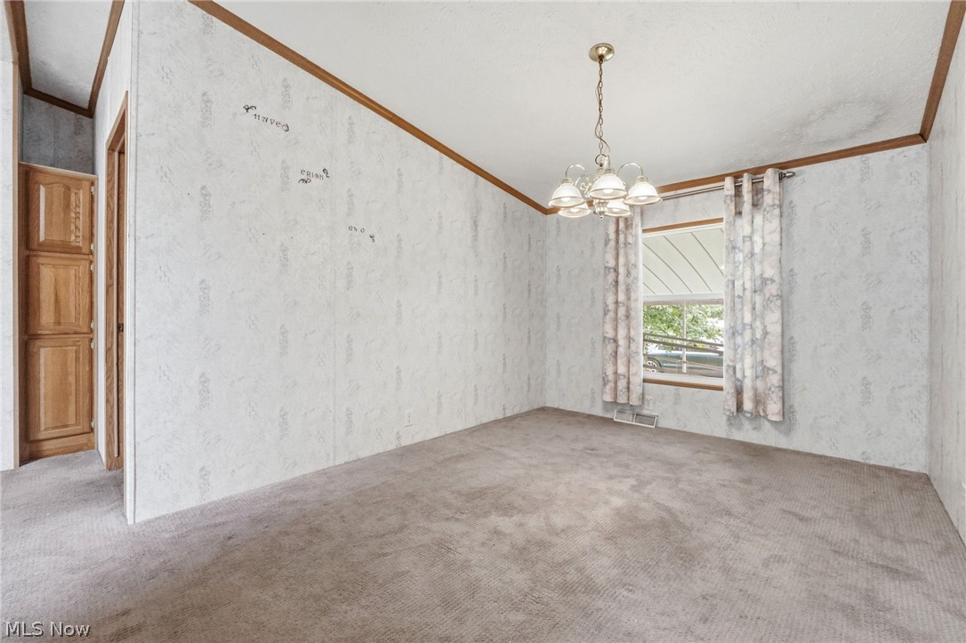 445 Pin Oak Circle Elyria OH 44035