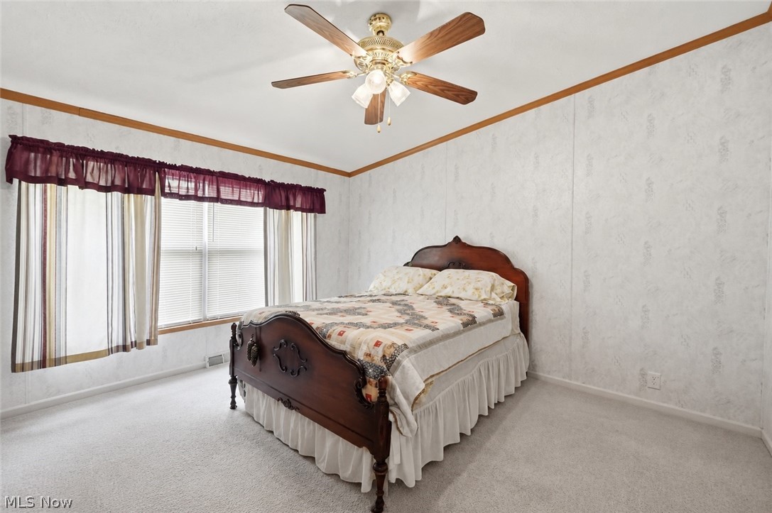 445 Pin Oak Circle Elyria OH 44035