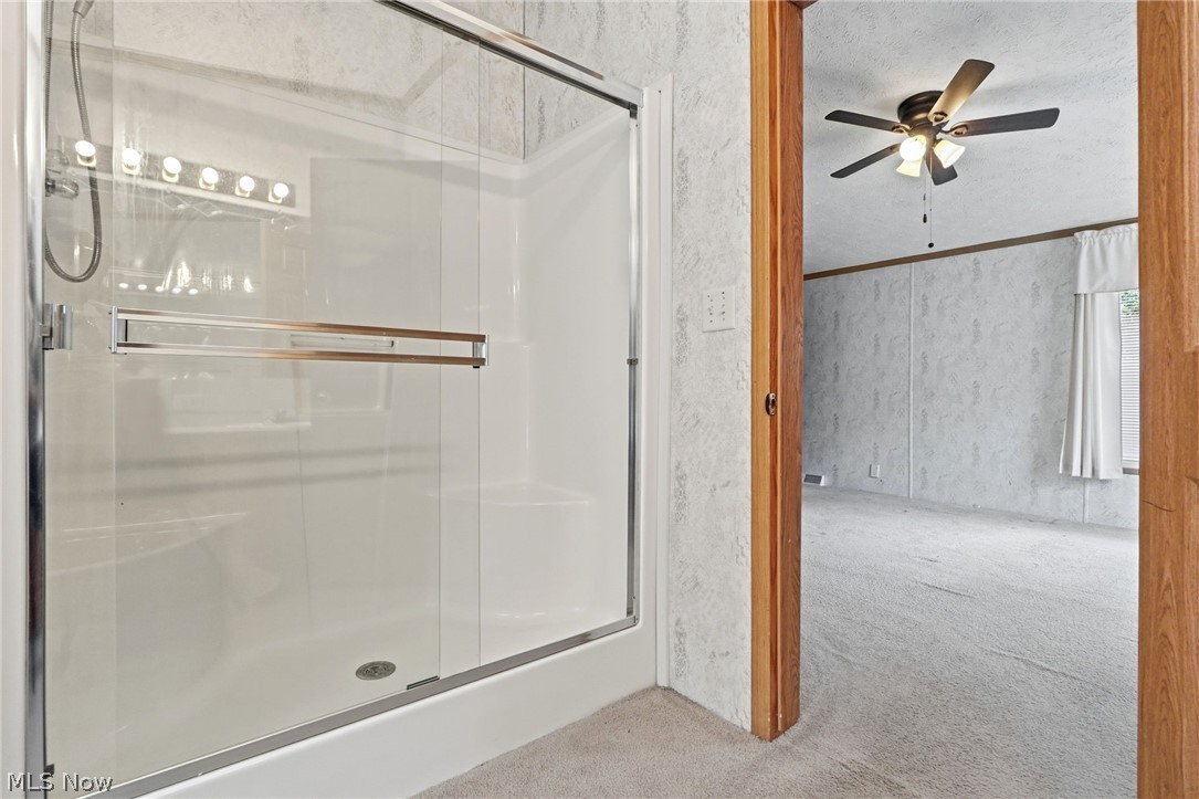 445 Pin Oak Circle Elyria OH 44035