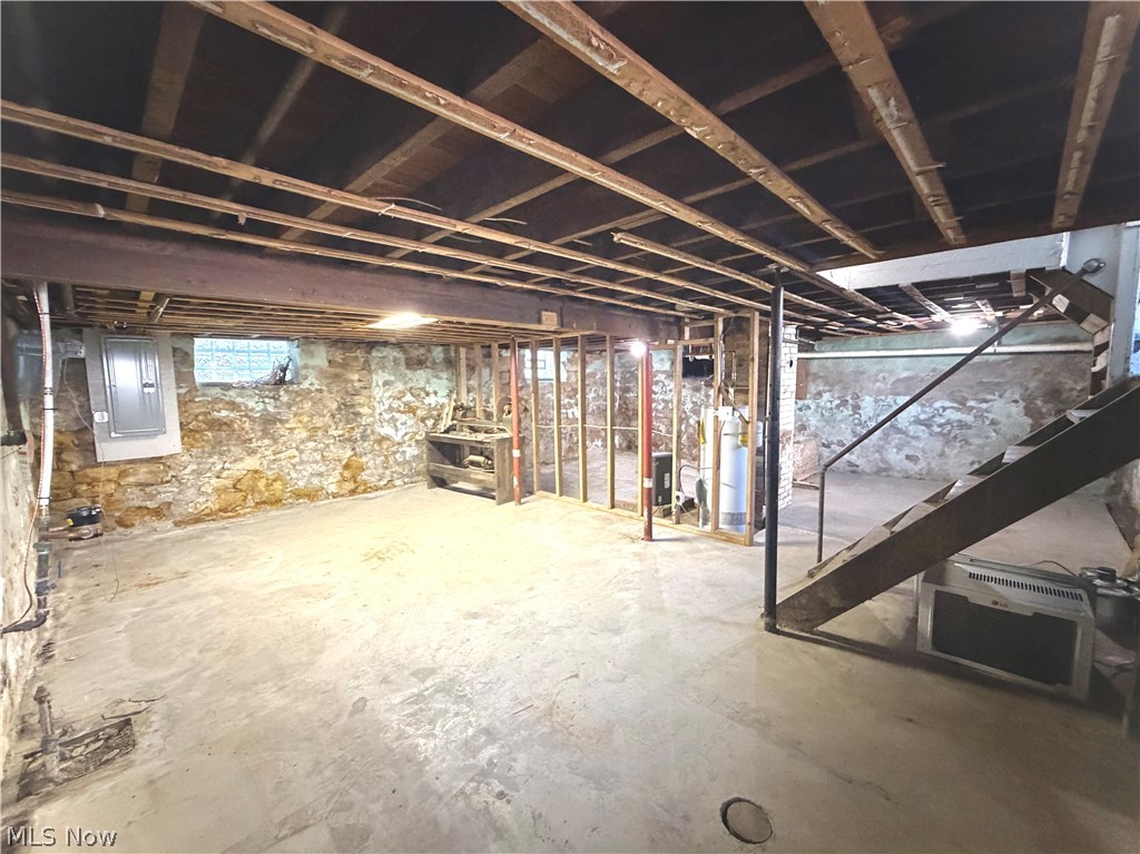 344 W Main Street East Palestine OH 44413