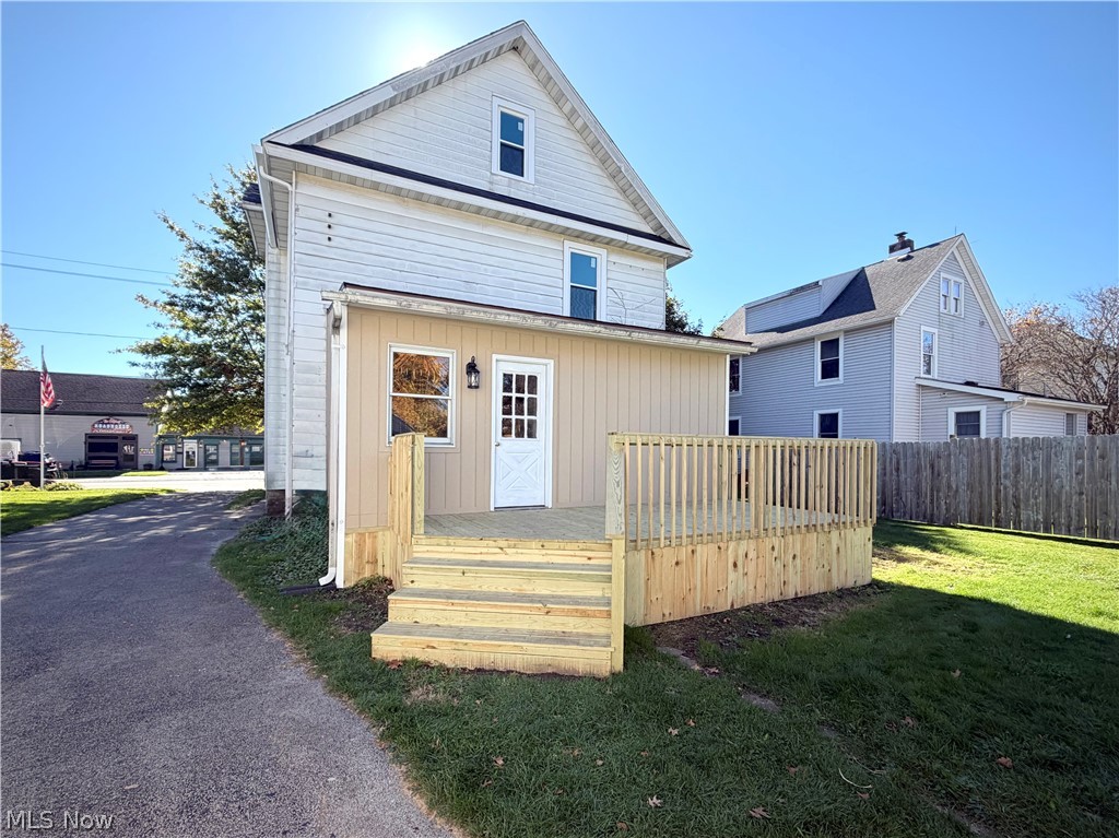 344 W Main Street East Palestine OH 44413