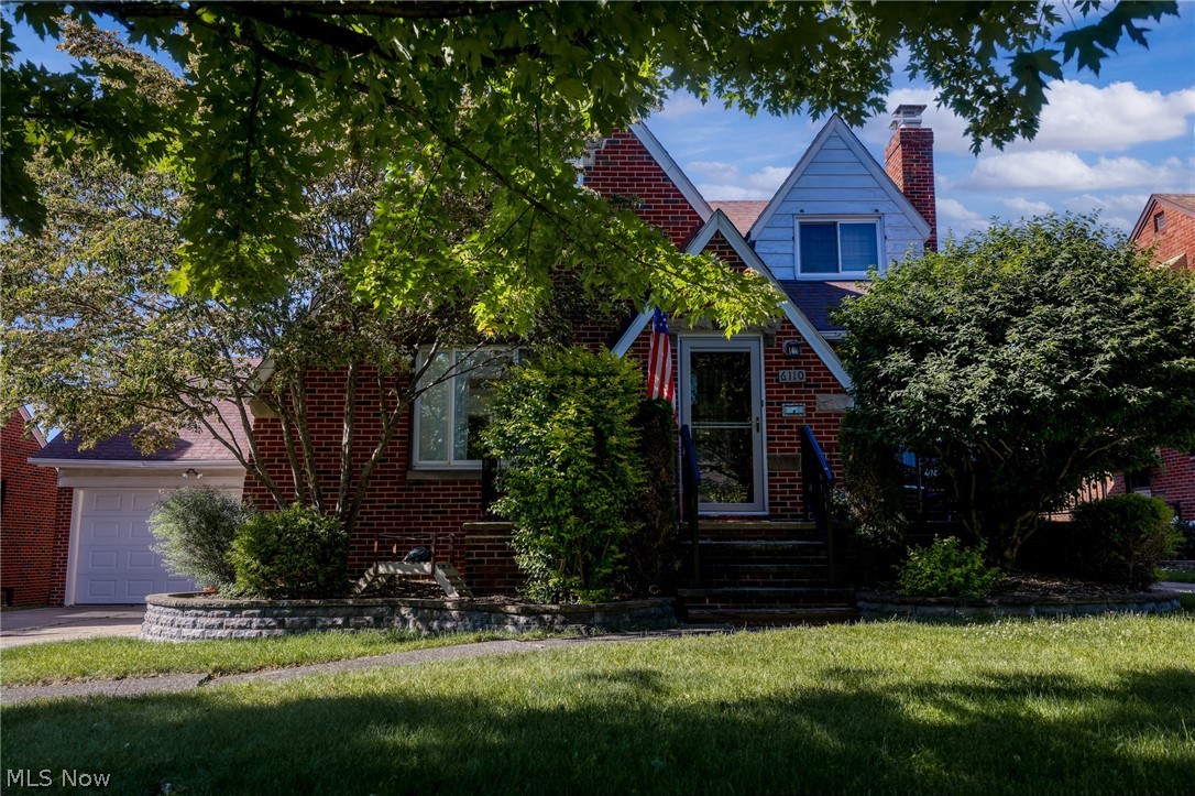 6110 Hollywood Drive Parma OH 44129