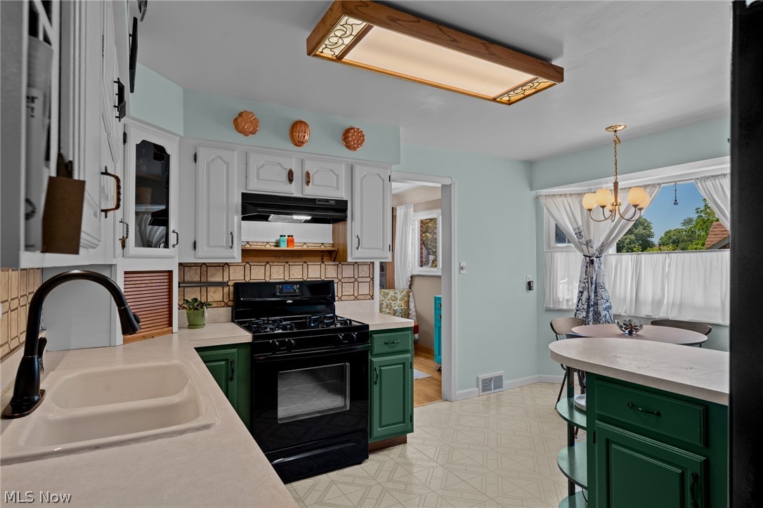 6110 Hollywood Drive Parma OH 44129
