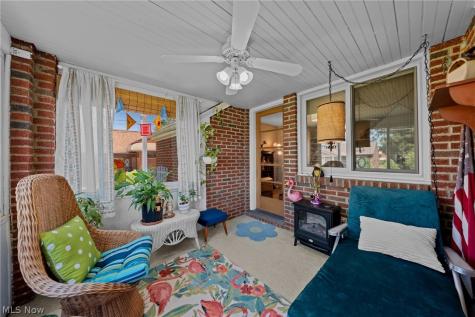 6110 Hollywood Drive Parma OH 44129