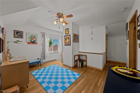 6110 Hollywood Drive Parma OH 44129