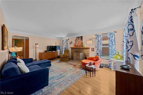 6110 Hollywood Drive Parma OH 44129