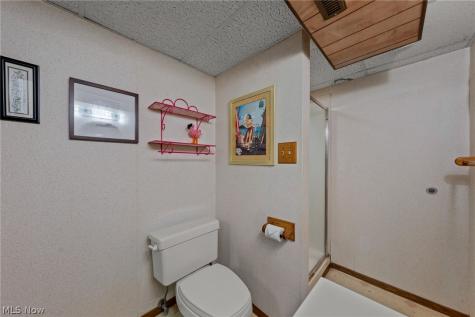 6110 Hollywood Drive Parma OH 44129
