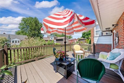 6110 Hollywood Drive Parma OH 44129