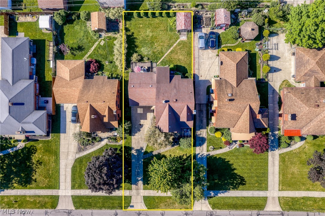 6110 Hollywood Drive Parma OH 44129