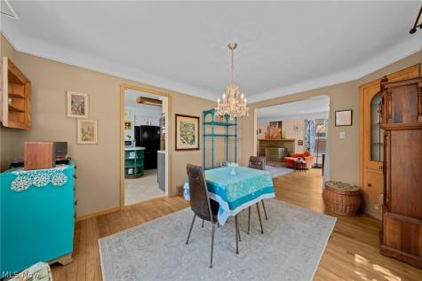 6110 Hollywood Drive Parma OH 44129