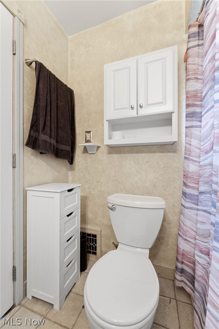 829 Indian Trail Akron OH 44314