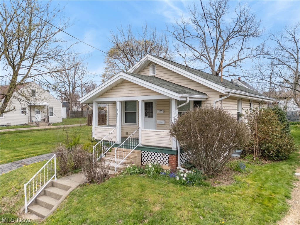 829 Indian Trail Akron OH 44314