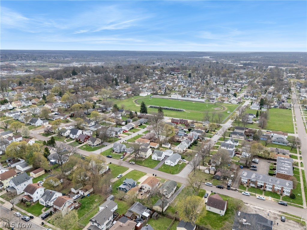 829 Indian Trail Akron OH 44314