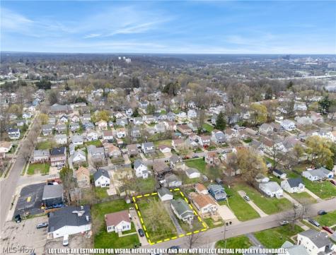 829 Indian Trail Akron OH 44314