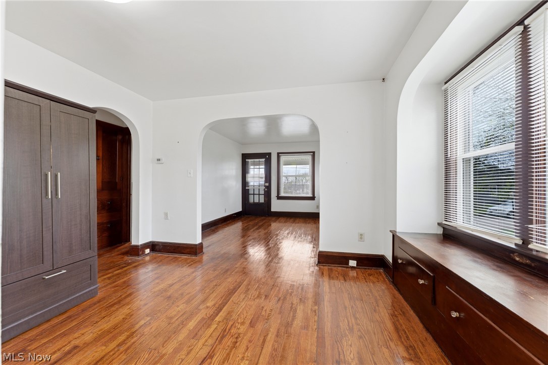829 Indian Trail Akron OH 44314