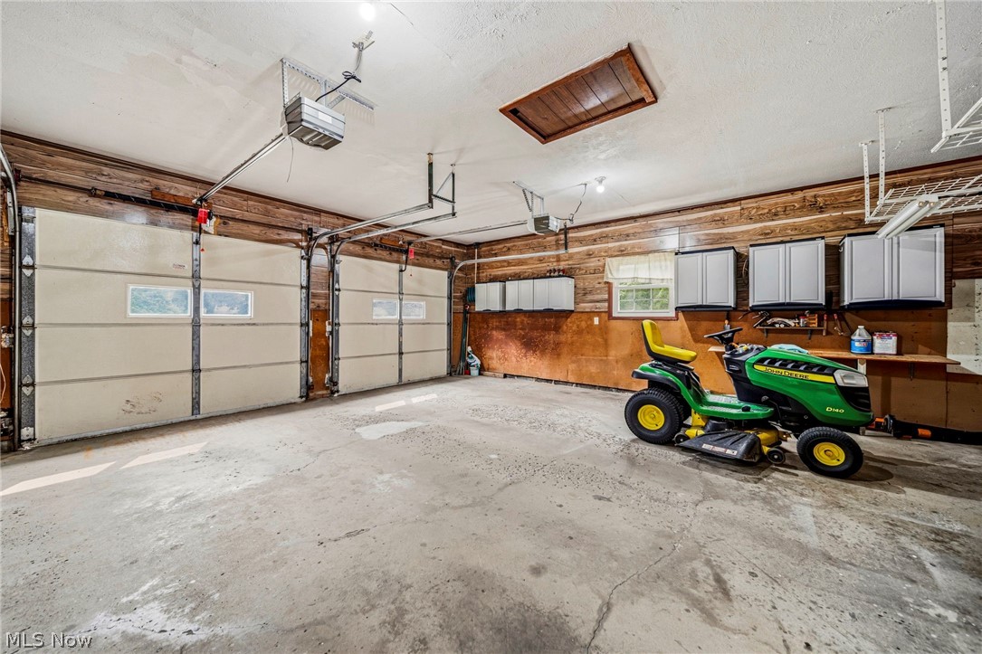 20 Cortland Circle Geneva OH 44041