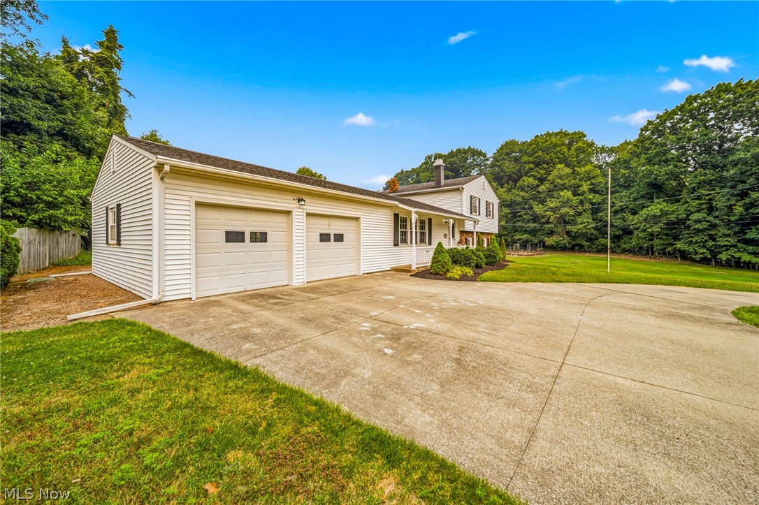20 Cortland Circle Geneva OH 44041