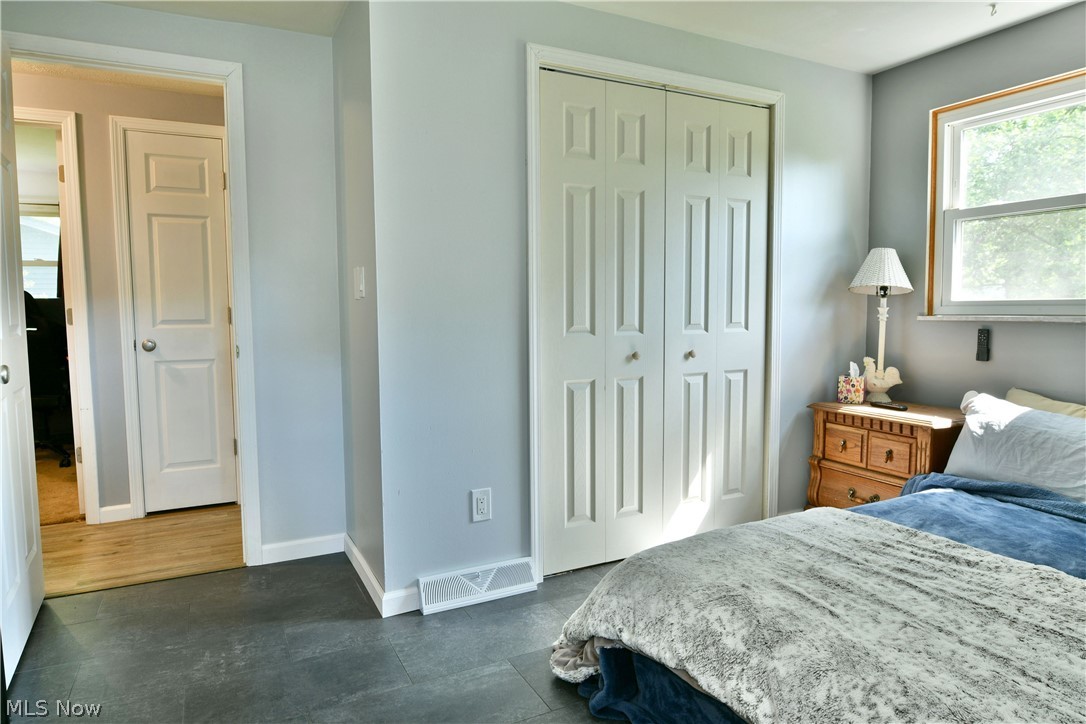 3605 Boston Avenue SE Warren OH 44484