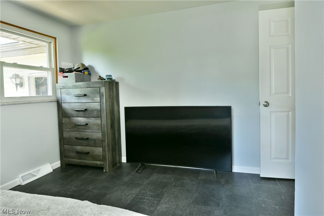3605 Boston Avenue SE Warren OH 44484