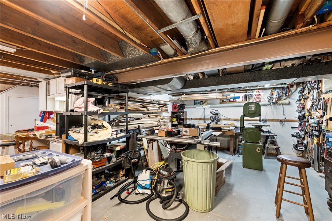 1200 Crackel Road Aurora OH 44202