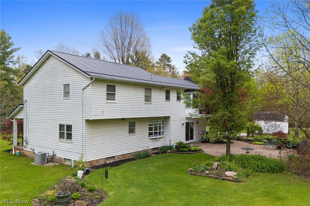 1200 Crackel Road Aurora OH 44202