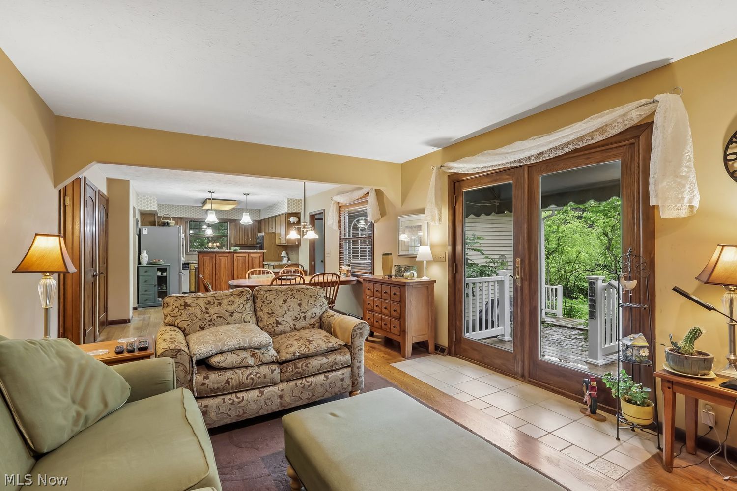 14380 Caves Road Novelty OH 44072