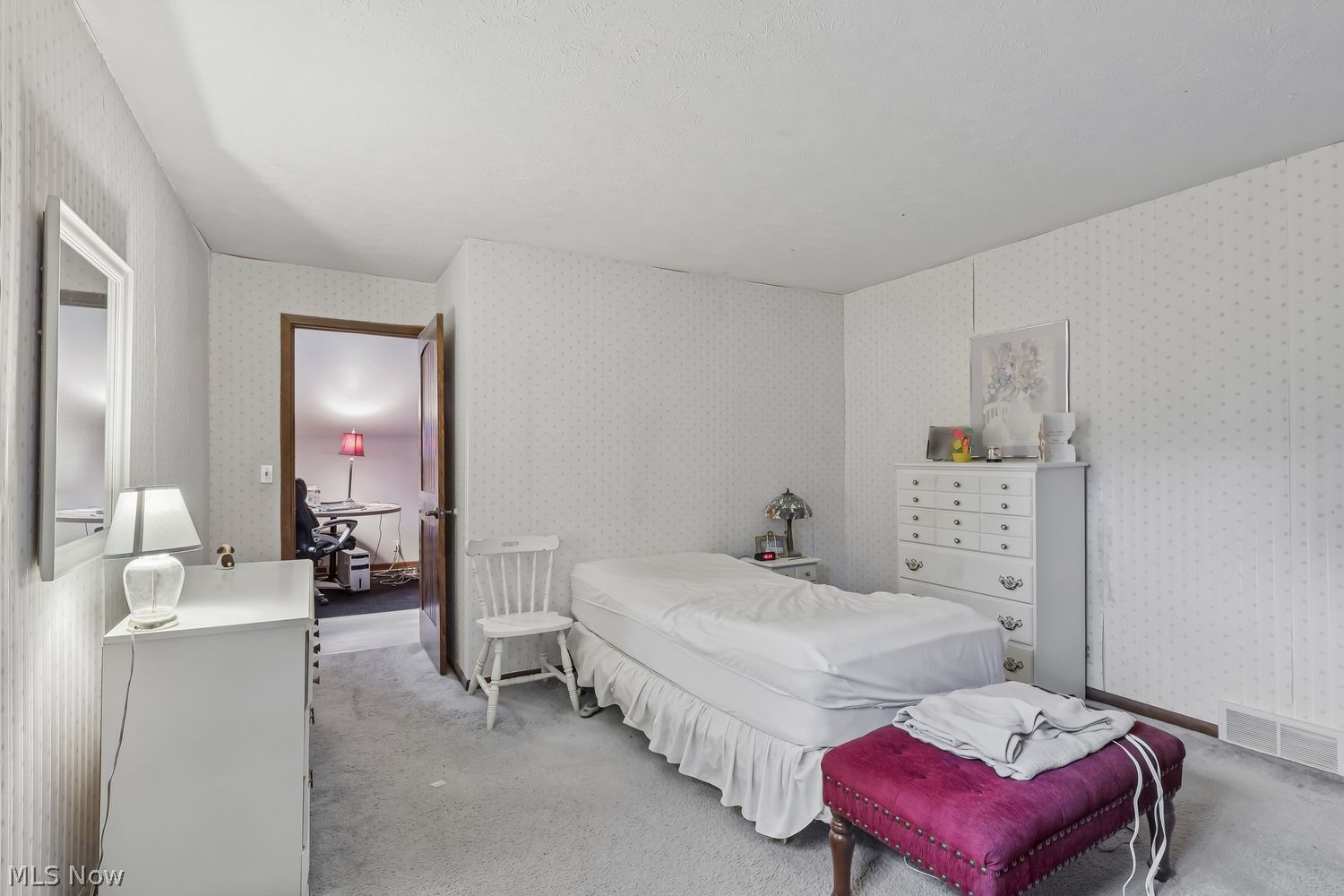 14380 Caves Road Novelty OH 44072