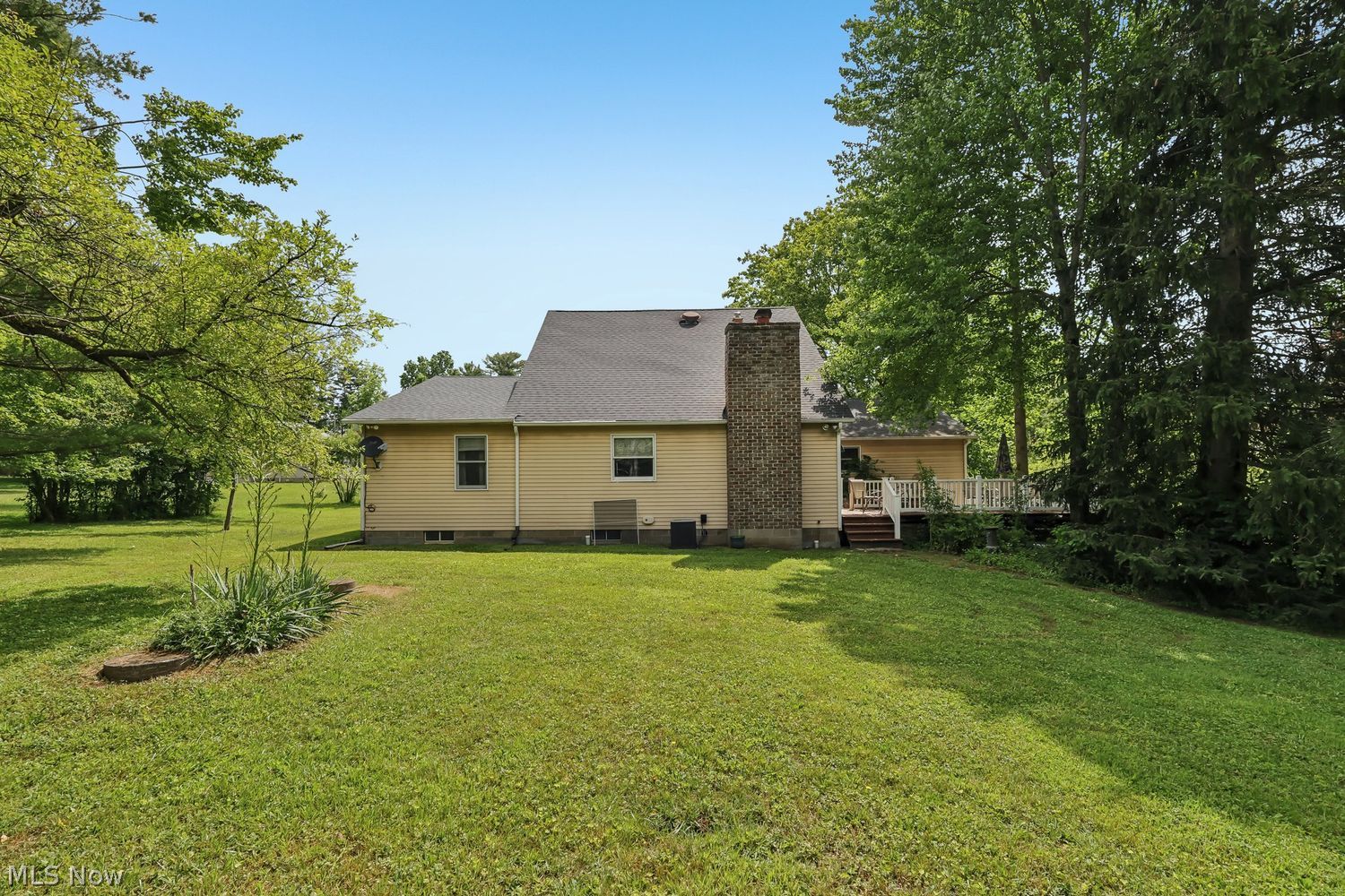 14380 Caves Road Novelty OH 44072