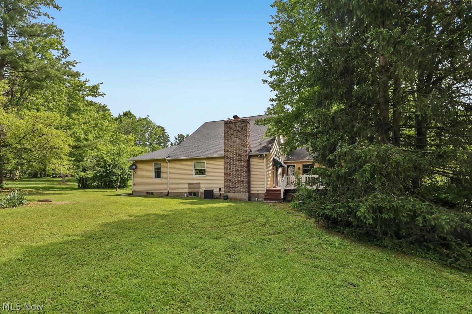 14380 Caves Road Novelty OH 44072