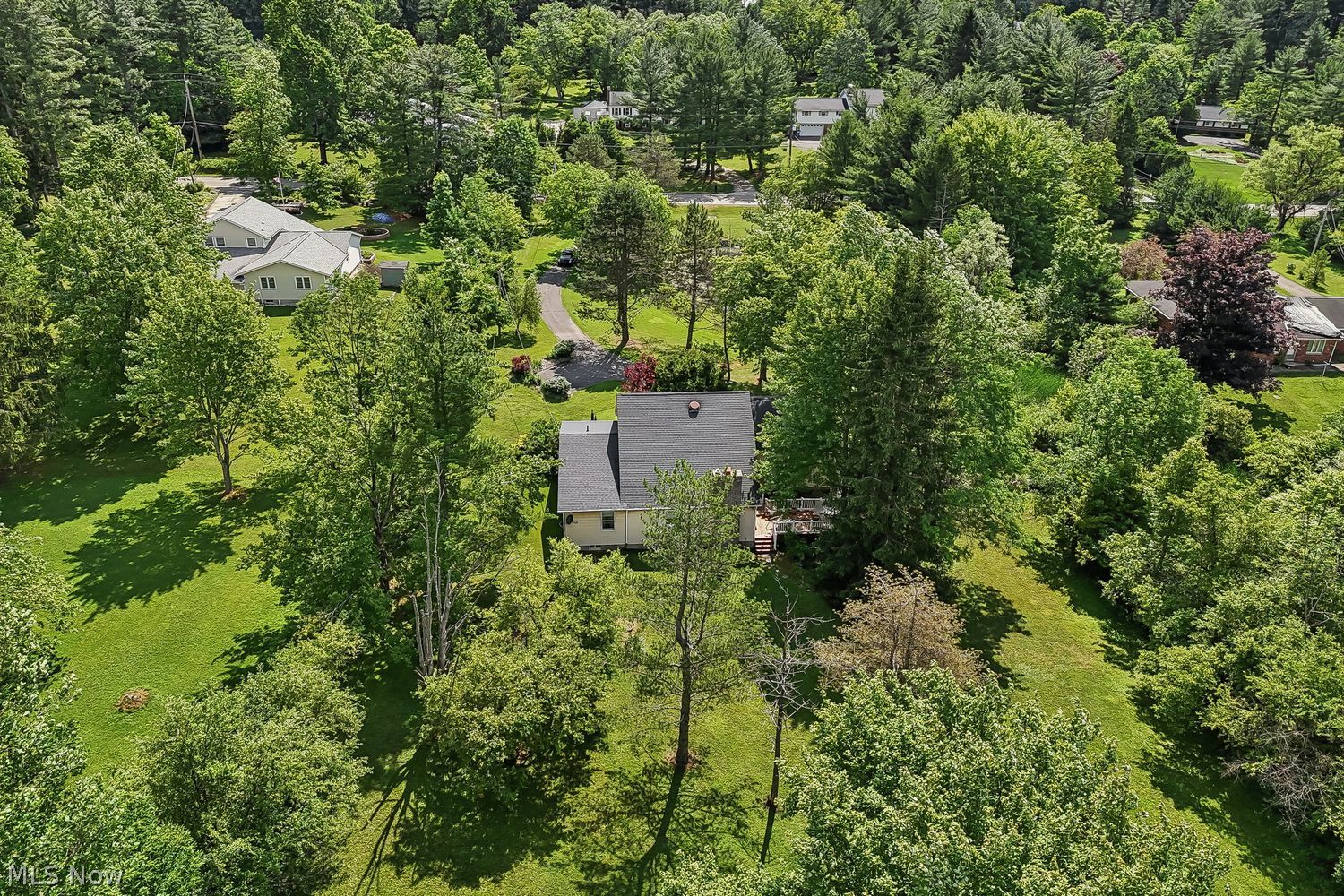 14380 Caves Road Novelty OH 44072