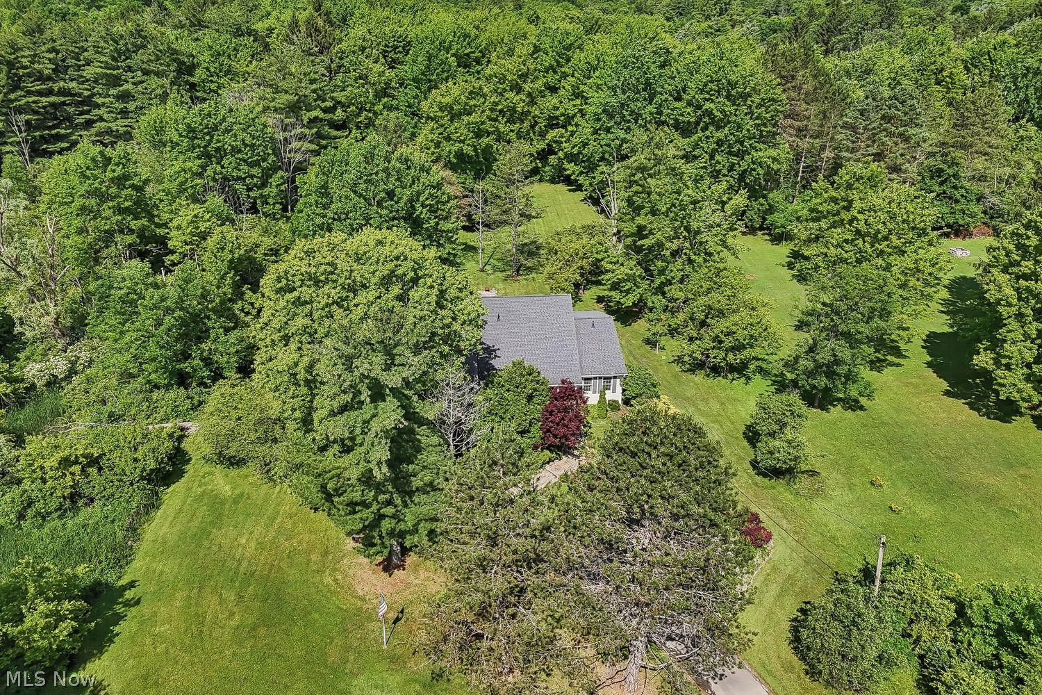 14380 Caves Road Novelty OH 44072