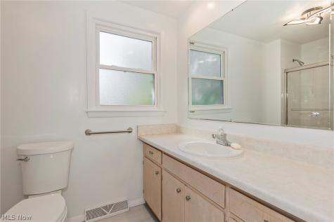2762 Berkshire Road Cleveland Heights OH 44106