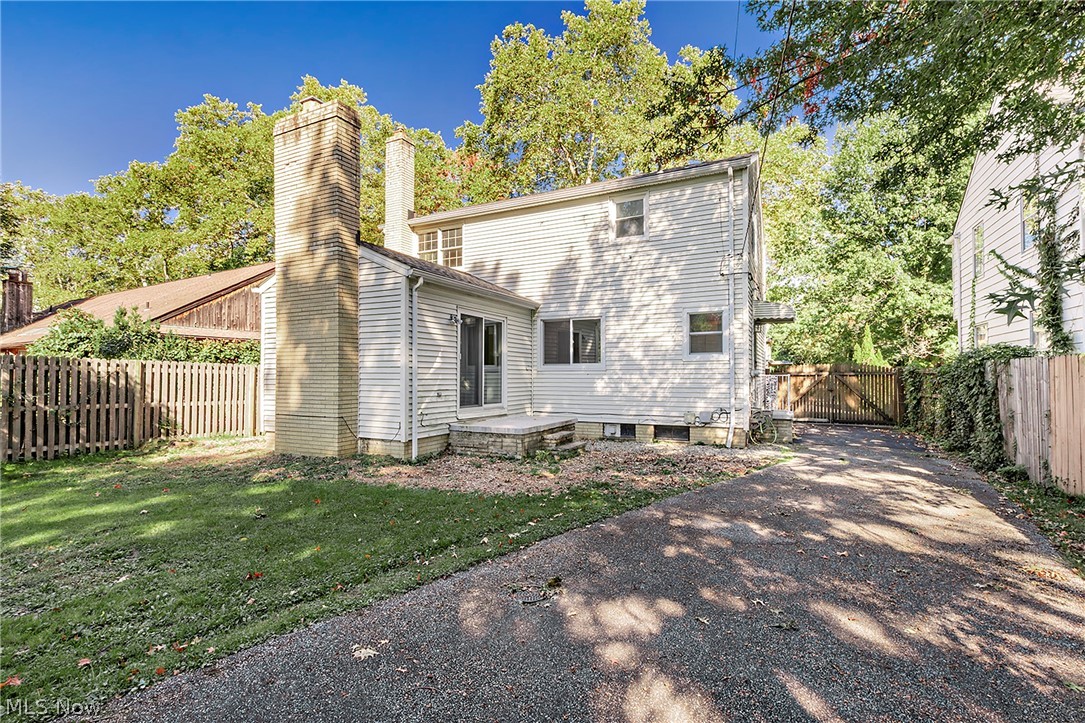2762 Berkshire Road Cleveland Heights OH 44106