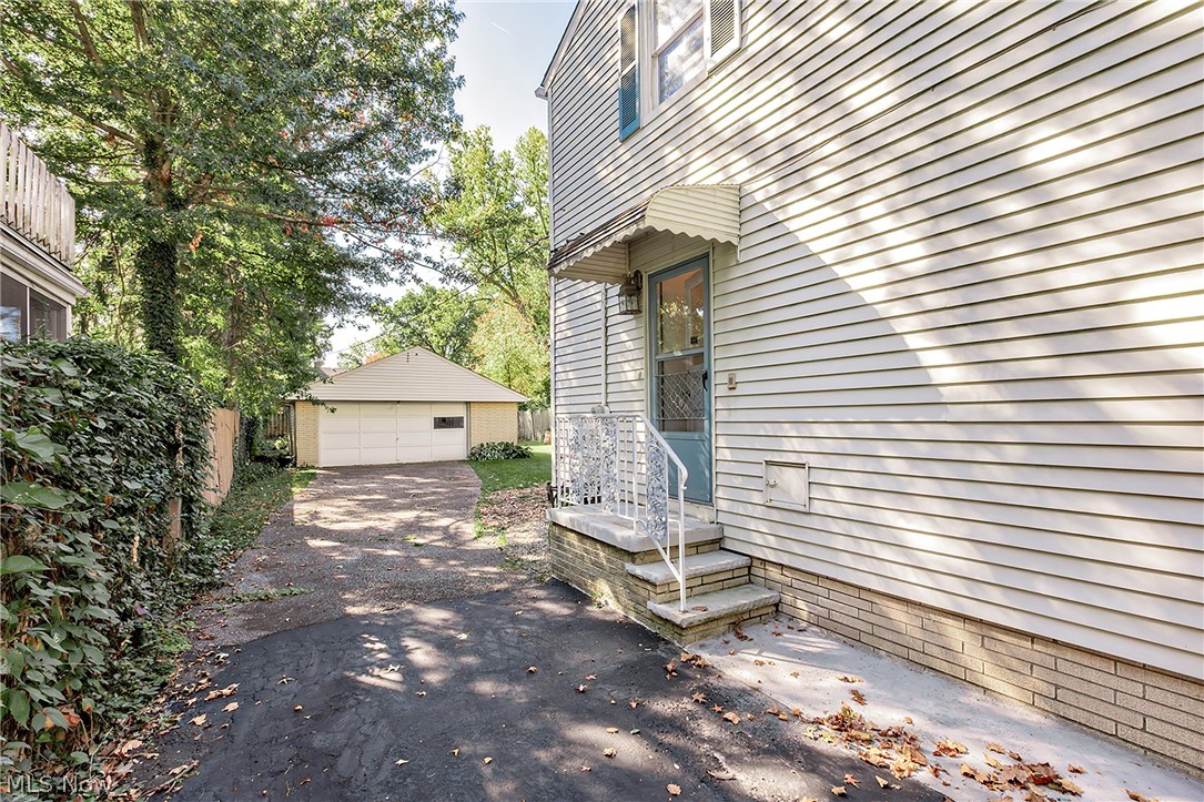2762 Berkshire Road Cleveland Heights OH 44106