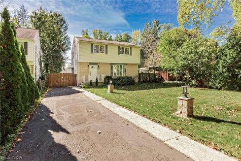 2762 Berkshire Road Cleveland Heights OH 44106