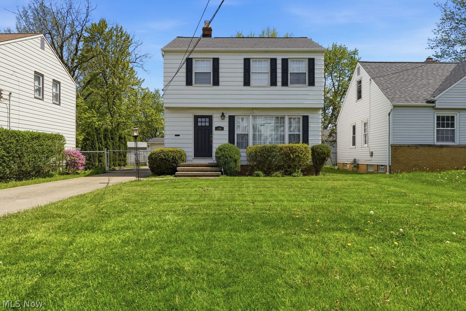 489 E 305th Street Willowick OH 44095