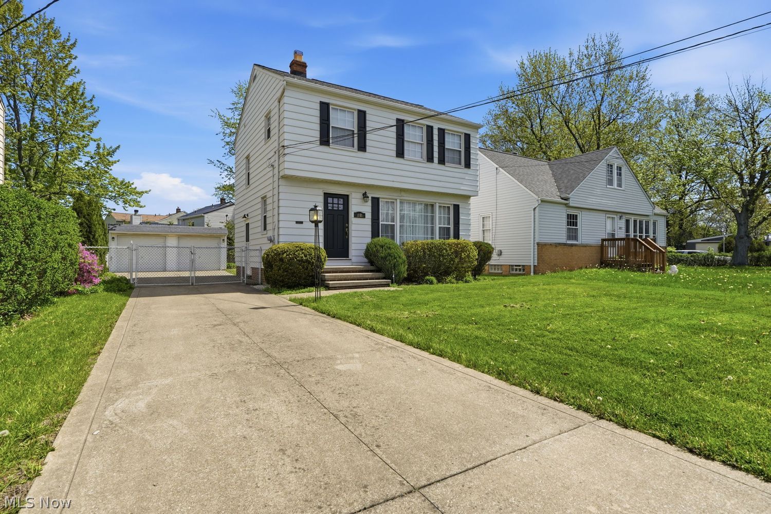 489 E 305th Street Willowick OH 44095