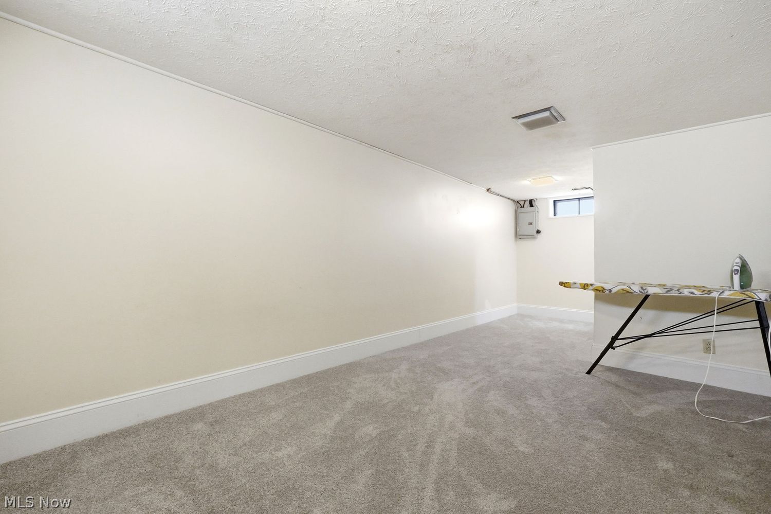 489 E 305th Street Willowick OH 44095