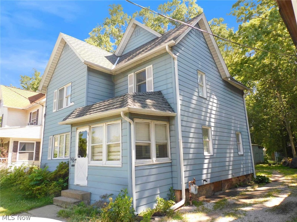 448 Harbor Street Conneaut OH 44030