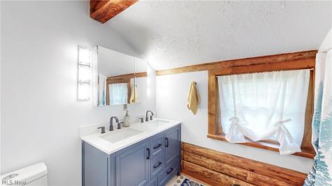 4897 Chestnut Drive Kent OH 44240