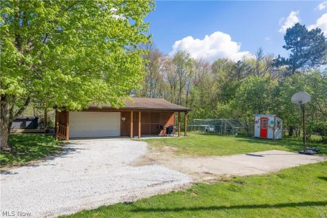 4897 Chestnut Drive Kent OH 44240