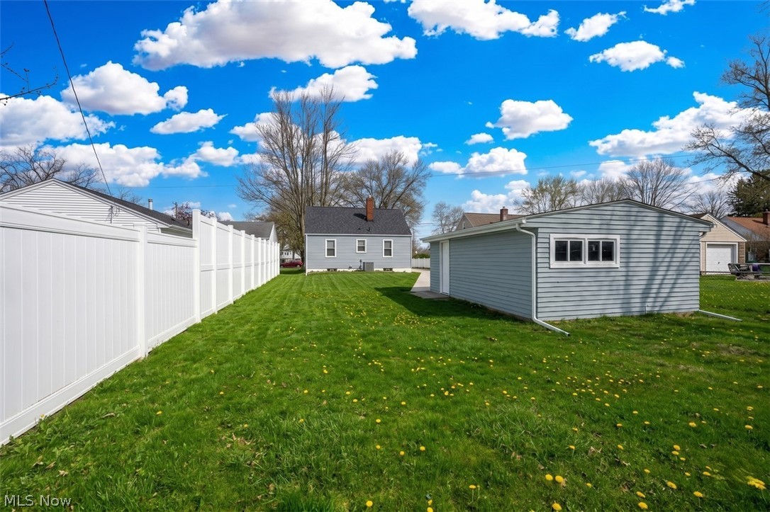 2212 Amherst Avenue NW Massillon OH 44646