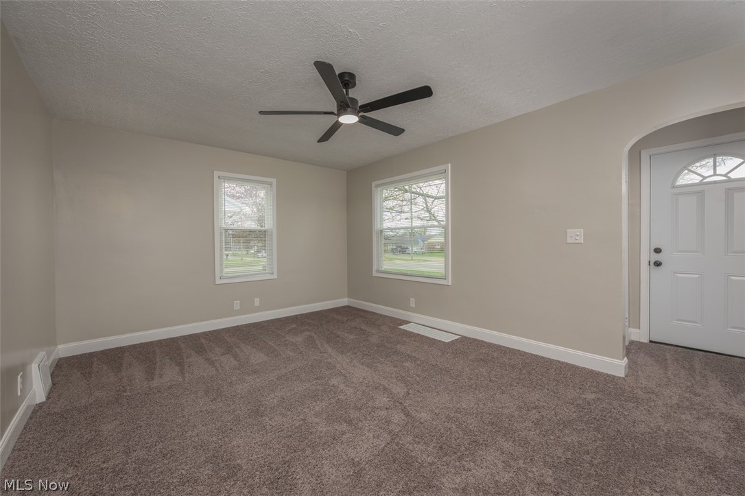2212 Amherst Avenue NW Massillon OH 44646