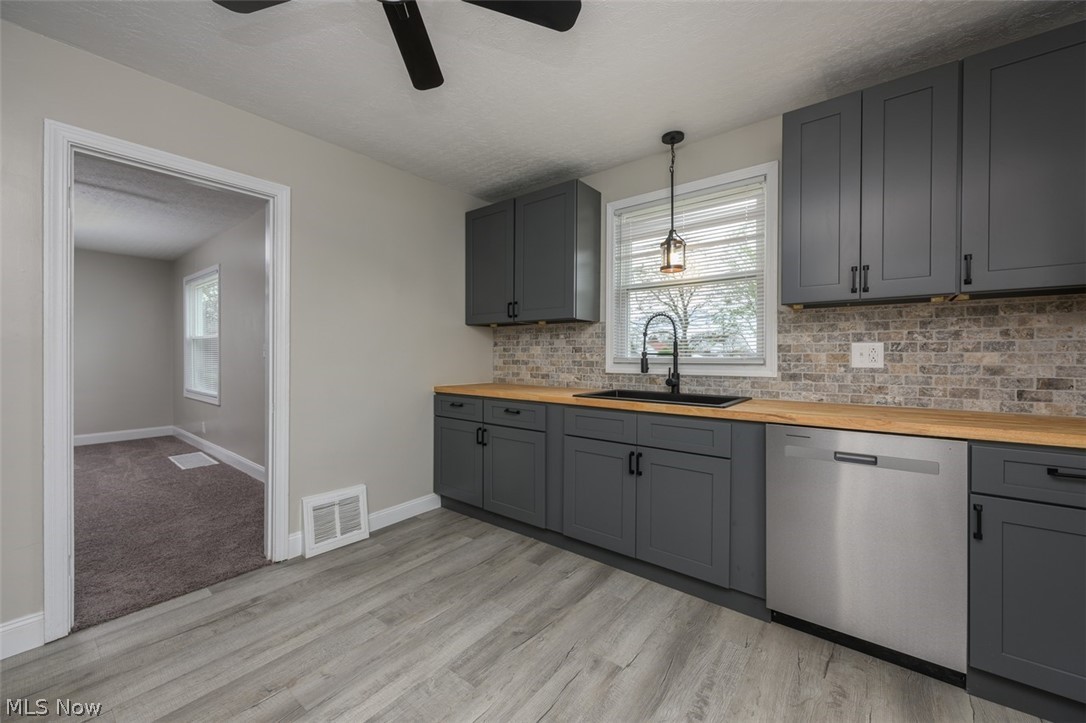 2212 Amherst Avenue NW Massillon OH 44646