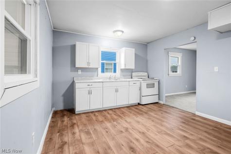 2012 Endrow Avenue NE Canton OH 44705