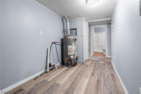 2012 Endrow Avenue NE Canton OH 44705